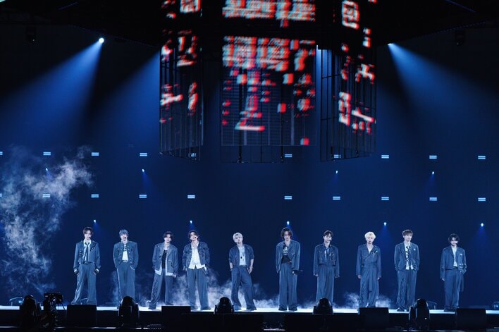KCON初日ヘッドライナーにINI降臨！5月12日発売『PULSE』から新曲披露で大熱狂 幕張メッセを揺らす