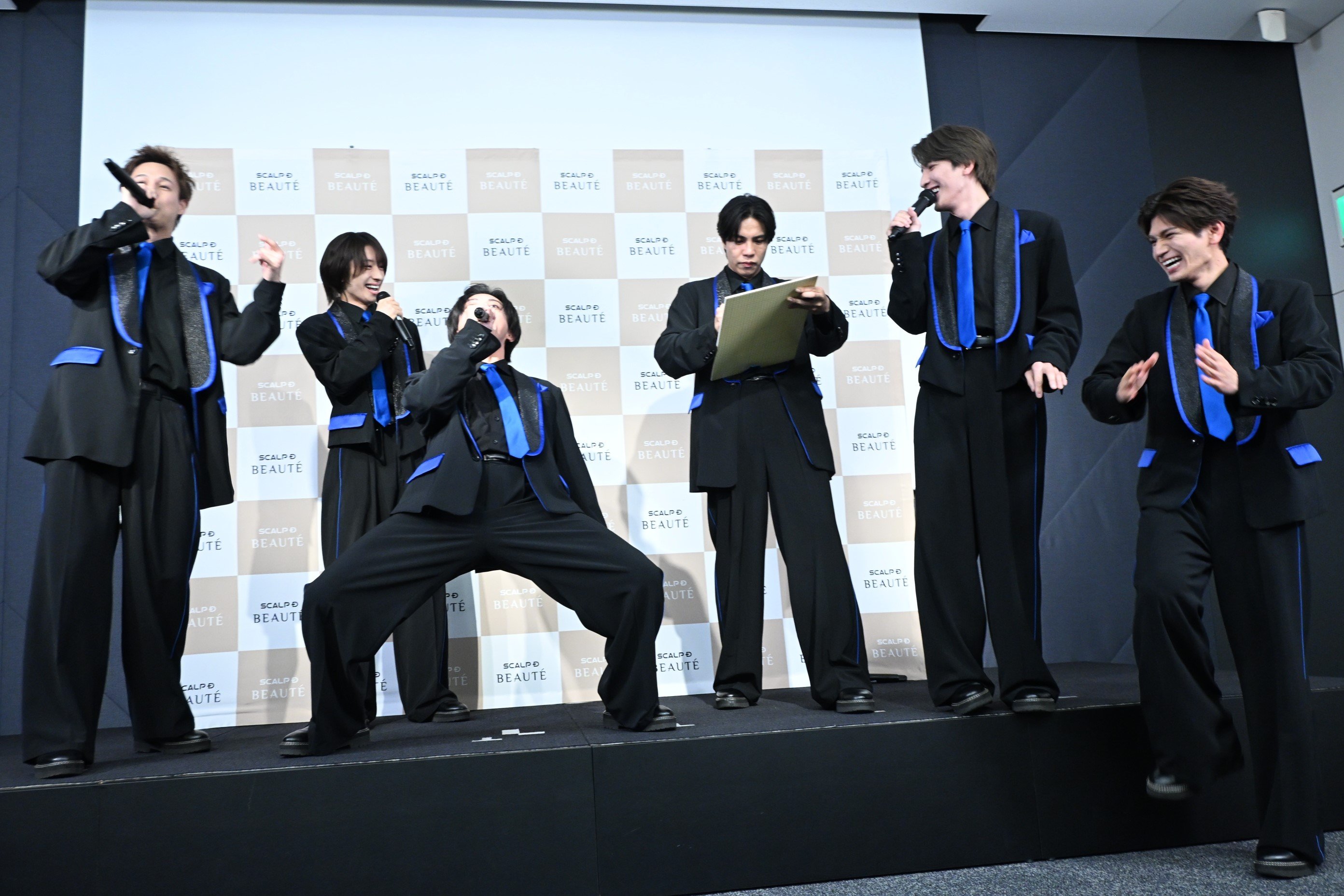 【最終お値下げ】MATSURI 小野寺翼 まとめ買い 10点セット MATSURI 特技を同時披露するカオスな就任式 30秒で描いた絵のウマさに