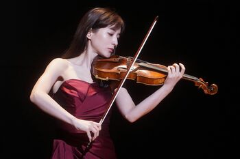 田中みな実が『ラジエーションハウスⅡ』第1話に天才ヴァイオリニスト役で出演！「親孝行になりました」