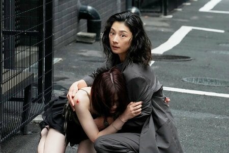 山崎（渡部篤郎）は祥仁會が絡む闇カジノにいた！？行方を追う夏海（小池栄子）らの目の前で起こる悲劇＜『さよならノワール』第10話完全版＞