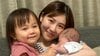 西野未姫 １歳長女&３ヵ月長男の手作り“おそろコーデ”披露！実家でじぃじ&ばぁばと過ごす姉弟に「可愛すぎる！」「にこりちゃんおねえちゃんになってるなぁー」