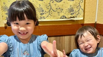 「ずっと仲良くしてね」村方乃々佳 7歳の誕生日＆妹・ひーちゃん 生後1000日！姉妹ツーショットに「のびのび育ってね」「おめでとう」