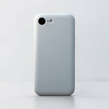 ケースの存在感を、限りなく少なく。iPhone 17eを美しく整える。