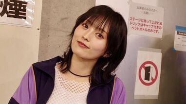 全国ツアー中の山本彩 オフショット公開！ ツアーTをアレンジして