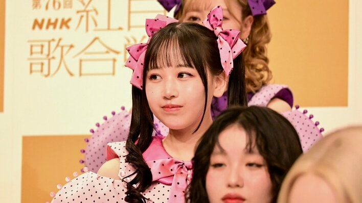 【画像】事務所の後輩CANDY TUNEと紅白出場を決めたFRUITS ZIPPERが会見で念願の目標達成で喜びをにじませる姿を見る