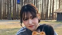 「めっちゃ成長してる」元ばんばんざい・流那(23) 0歳娘にファーストシューズ！すくすく成長中のほっこりショットに「立てるようになって感動」