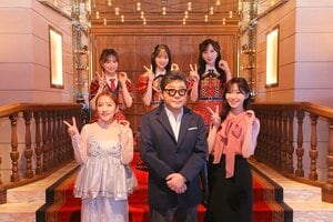 秋元康「最後まで迷っていたのが前⽥敦⼦・⼤島優⼦」20周年公演OG出演の舞台裏を語る 指原莉乃にAKB48楽曲の歌詞オファーも