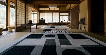 【CHITEN SHOP】約2億5,000万年前の隠岐片麻岩から生まれた椅子「Kamaboco」× MALTOWAのラグ。CHITEN SHOPで特別展示・コラボレーション作品を公開