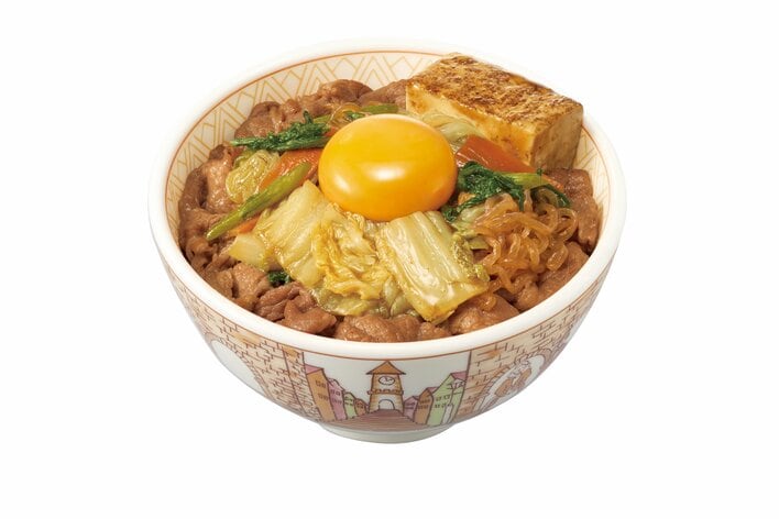【すき家】毎年人気な「月見すきやき牛丼」が今年も登場！コチュジャンがきいた「月見辛旨すきやき牛丼」も期間限定