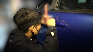 【密着】カギ開け職人　相次ぐ“車のカギトラブル”　プロも苦戦…バッテリー上がり・インロック・紛失　年末は注意！