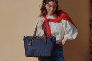 「Jewelna Rose」より、ミニポーチ付きでバッグの中もすっきり！軽やかに使えるナイロントート「ラヴィ―ナ・トートバッグ」がデビュー