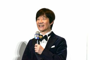 内村光良「自然と正座で観てました」B’z・稲葉浩志の声優参加に感動