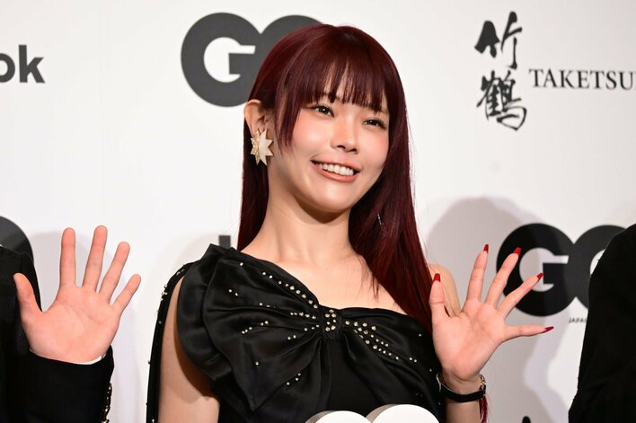 アイナ・ジ・エンド「革命を起こすのは1人ではできない」大ヒット中のアニメ『ダンダダン』に感謝のコメント【GQ MEN OF THE YEAR 2025】