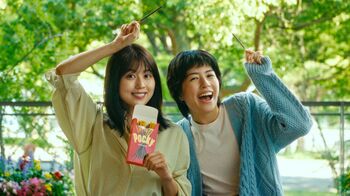 有村架純、CM共演に佐久間由衣を“お誘い”「横にいると居心地がいい」