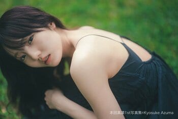 本田真凜 ドレス姿でプールにダイブ！まるで人魚姫？な爽やかショット披露！1st写真集『MARIN』から先行カット第3弾