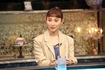 家入レオ たまたま入ったマッサージ店で「紙パンツに着替えさせられて…」衝撃体験を告白！