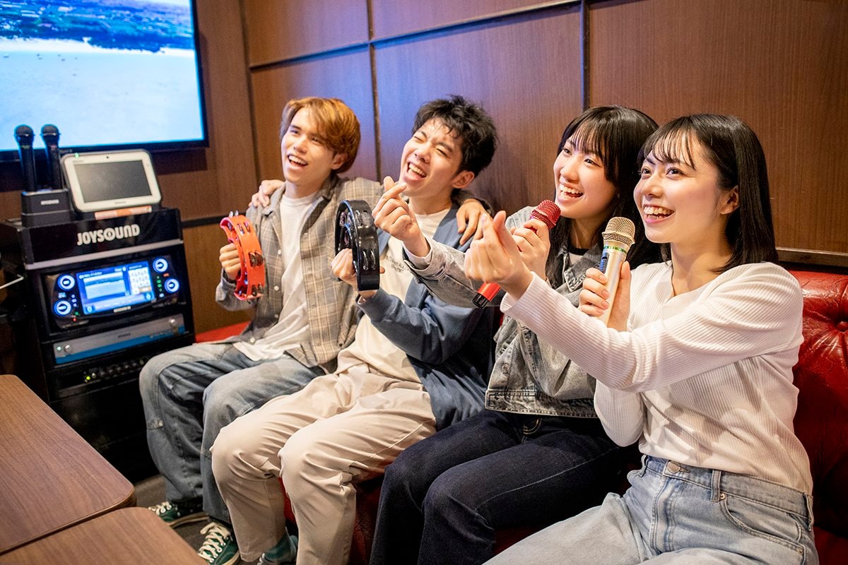 カラオケも「タイパ」重視で、サビだけ歌う時代！？JOYSOUNDが年代別