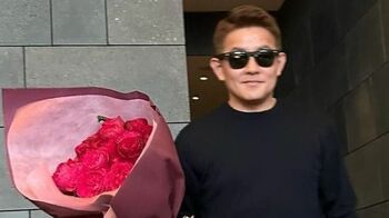 井戸田潤(51) 妊娠中の妻・蜂谷晏海(32)の誕生日に花束のサプライズ　ファンからは「あまぁ～い！」の声が！