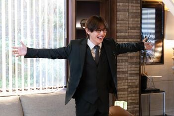 加賀美（山田涼介）は0組のいじめ問題と対峙！AIでの完全な解決は難しそうで…＜『ビリオン×スクール』第2話完全版＞