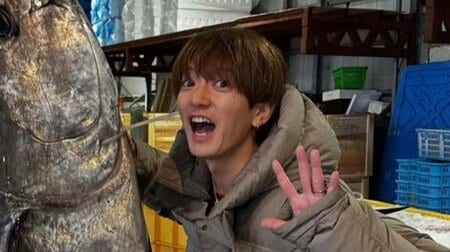 大倉士門 体よりもデカい巨大マグロと"奇跡”のご対面！ド迫力ビジュアルにテンションMAX「もうほんとに語彙力無くなりそう」