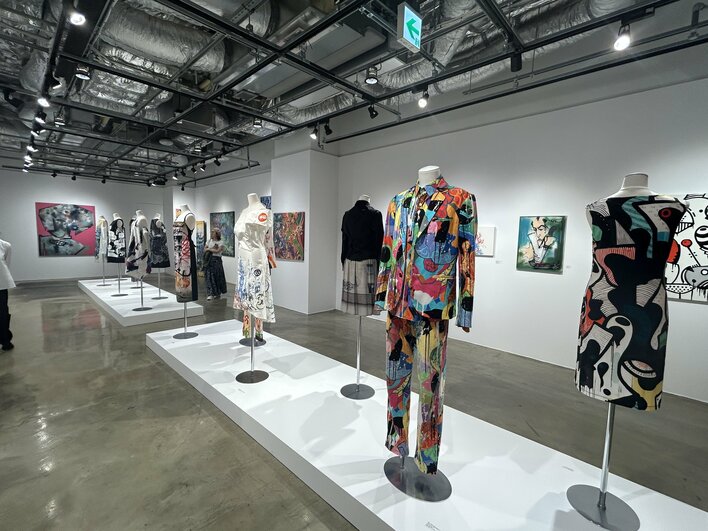 「Walls can talk（壁は語る）」アニエス・ベーがストリートアートを支援し続ける理由…渋谷PARCO『agnès b. on aime le graff!!』展に行ってみた