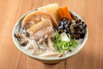 【つかだ食堂】秋の限定とん汁＜超濃厚！きのこのクリームとん汁＞スタート