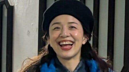 浜口京子 秋冬先取りの“上級”私服コーデに大反響！差し色アイテム使いこなしたデニムオンデニム姿に「モデルみたい」「真似したい」