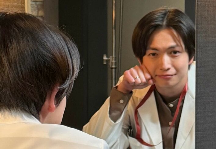 【実際の投稿】「かわいすぎる！」綱啓永＆前田公輝のオフショットを見る