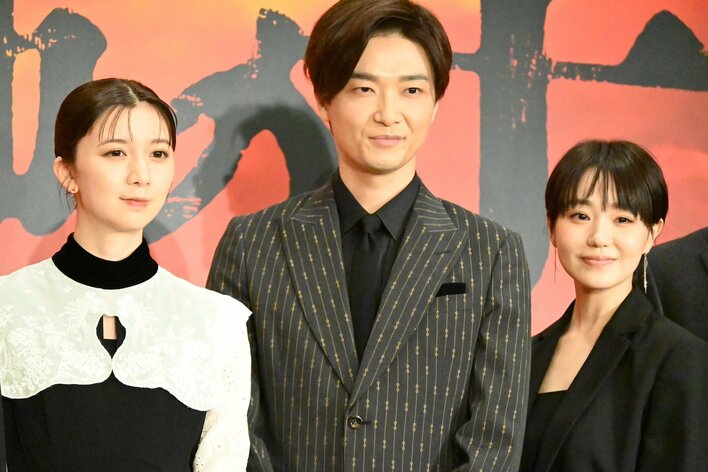 井上芳雄 奈緒＆上白石萌歌と舞台『大地の子』出演！姉・上白石萌音との共演にも触れ「上白石家と井上家、前世で何かあったかな？」