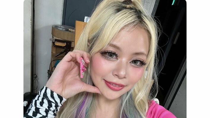「お肌綺麗」エルフ荒川 レアな“すっぴん”姿を公開！ギャルメイクから一転した柔らかな雰囲気に「魅力度マシマシ」など大反響