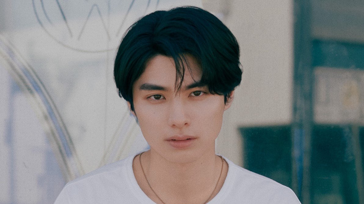 本田響矢の凜々しさと無邪気さがたっぷり！“絵画”のような自然体カット