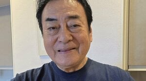 高橋英樹 高糖度トマトで“デカ盛りサラダ”の豪華朝食を披露！野菜てんこ盛りの彩り豊かで栄養満点のメニューに「からだが目覚めますね」