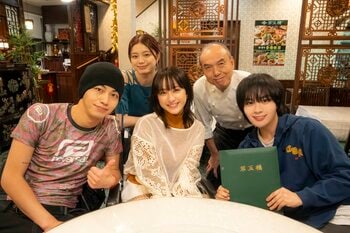 平祐奈 自身が演じるヒナについて「必死に自分自身と向き合い、もがきながら生きている姿に強く心を打たれます」『横浜ネイバーズ』