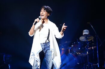 EPO、10月1日『EPOFUL』発売に向けた、45周年ベスト・ヒット・ライヴは東京と大阪で大盛り上がり！