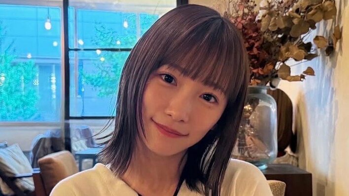 初写真集での水着カットが話題！川栄李奈(30) “雰囲気ガラリ”な金髪姿を公開 どアップショットに「こんなママ居たら自慢だよ〜」