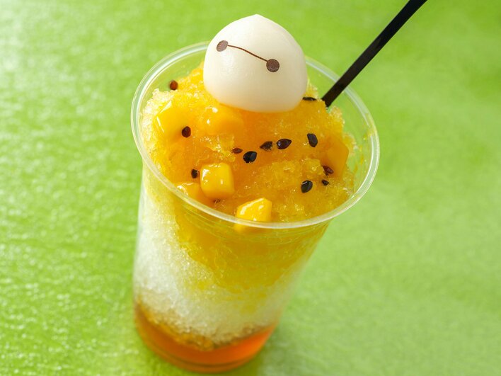 ディズニー ミッキーがモチーフのアイスなど夏のひんやりメニューを実