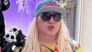 DJ KOO サングラスなし素顔あらわなショット披露！「かっけーパパ」娘の誕生日に約27年前の家族写真を公開「ハピバ DO DANCE！！」
