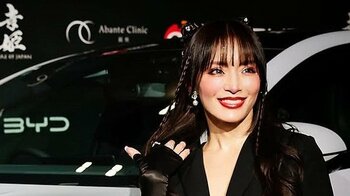 「アジアの歌姫」浜崎あゆみ 赤リップの“ワンホンメイク”に反響！ウエストがレースの大胆衣装にファンから「目の保養」「ビジュがもう神！」