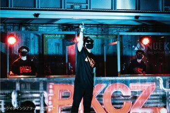 PKCZ®︎がDJライブ！有村昆は「『バック・トゥ・ザ・フューチャー』の上映会で…」「ドライブインシアター2020 東京タワー」に行ってみた