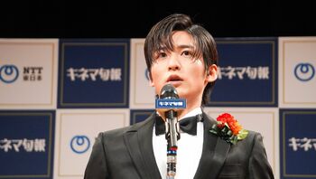 目黒蓮 キネ旬新人男優賞受賞！「アイドルでは自分の魅力を、俳優では演技の足し引きを」
