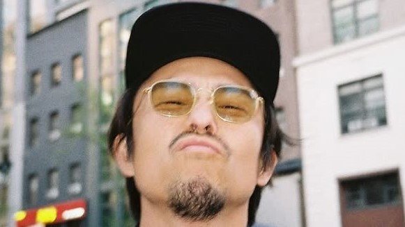 最近逞しくなってきた」中尾明慶 息子とのツーショット公開