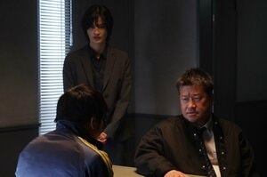 再び喜多村（竹原ピストル）を取り調べる誠（佐藤二朗） 5年前の皐月（清水美砂）殺害事件の真相は…『夫婦別姓刑事』第9話予告
