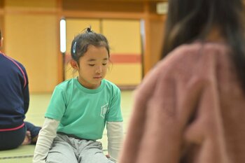 熱のこもった真剣勝負──あわら市で競技かるた大会を開催