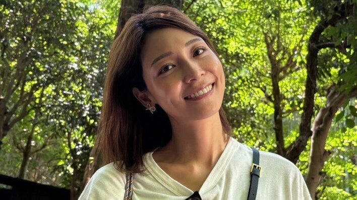 相武紗季(41)「新しい家族が増えました」と喜びの報告！愛情たっぷり笑顔のツーショットに「幸せだね♡」「超絶かわいい」