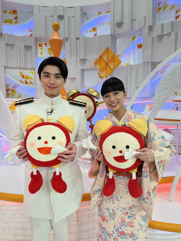 尊い夫婦」「かわいすぎる」芳根京子＆本田響矢“新婚オフショット”に