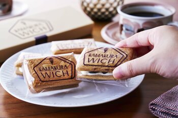 『レーズンウィッチ』の鎌倉小川軒、屋号とブランド名「鎌倉ウィッチ」に刷新。喜びと共に3世代に愛される鎌倉の名スイーツをおひとつどうぞ。