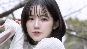 「私の愛車」天木じゅん 真っ赤な“ベンツ”のオープンカーでドライブショット公開！真っ白コーデとの鮮やかなコントラストに「リアル天使なんよ」と反響