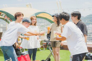 4 月、はじまりの乾杯を屋上で。関係づくりを後押しするBBQプラン 。