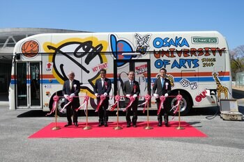 ヒョンデの電気バス「ELEC CITY TOWN」が通学バスとして関西初となる本格運行を開始