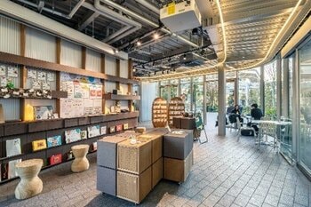 「ながらスマホ」防止啓発イベントをJR東日本・小田急電鉄・高輪警察署と合同で4月18日に開催